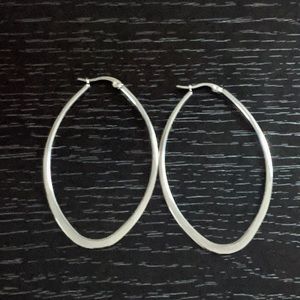 Silver Oval Hoop Earrings